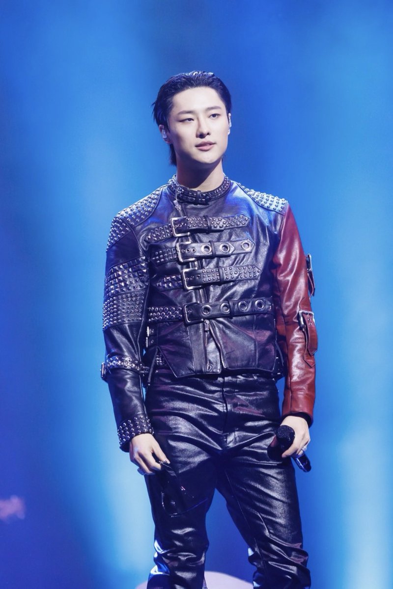 fox_woodz (@woodz119) on Twitter photo 