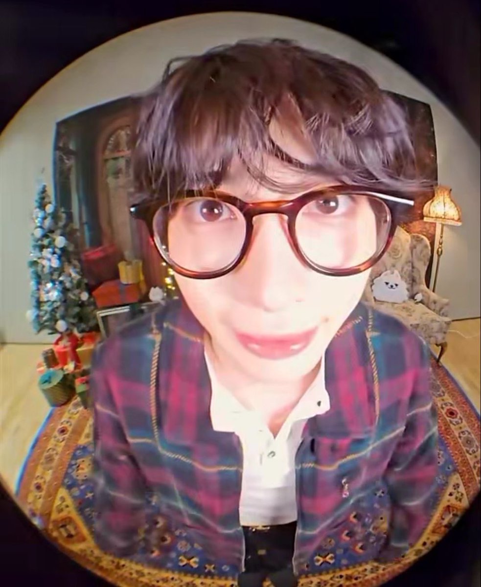 gyuikily's tweet image. i love when the cat is silly