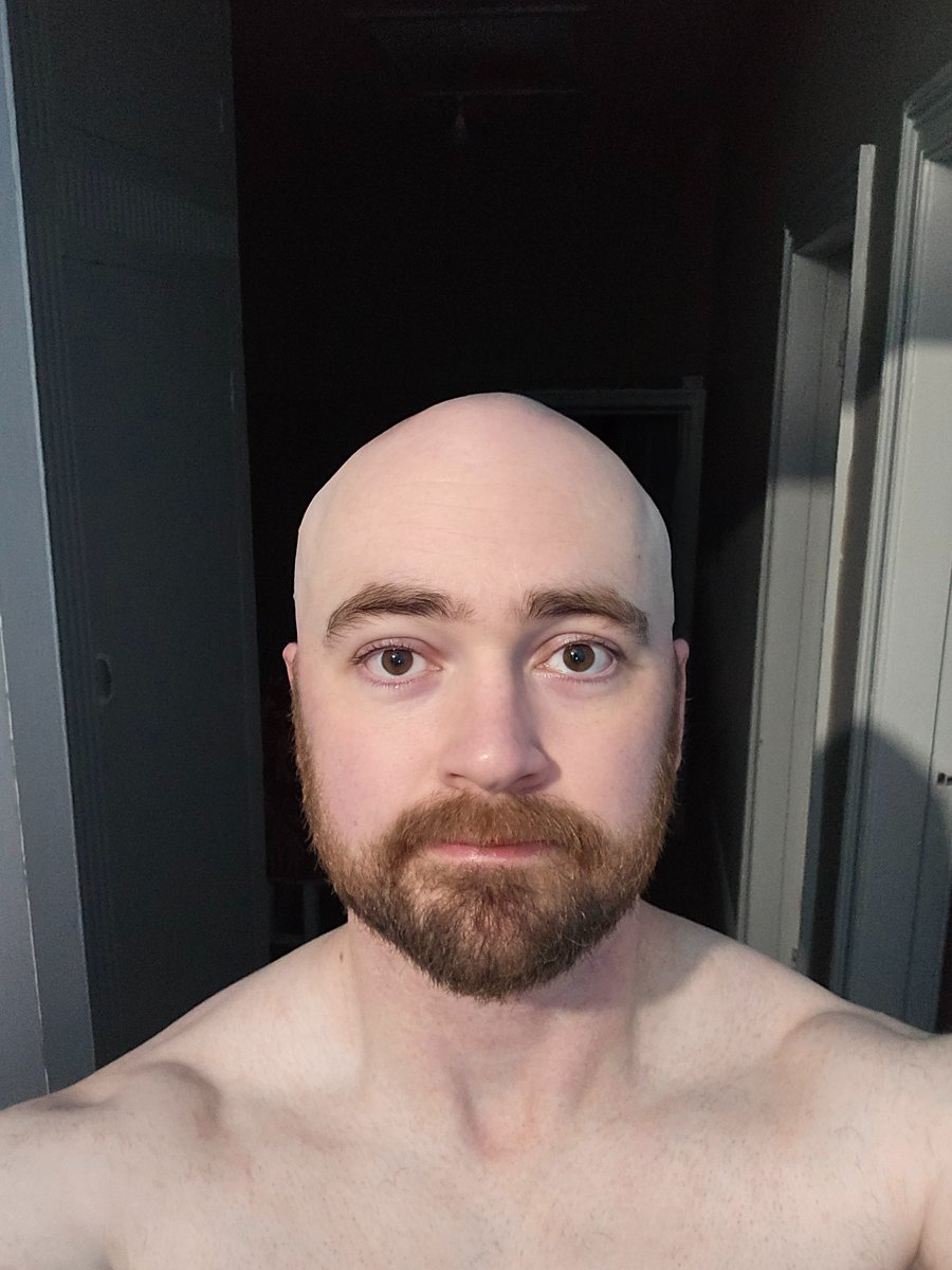Locked_Muscle's tweet image. Just finished working 30 days straight without a day off, finally had time to groom myself.