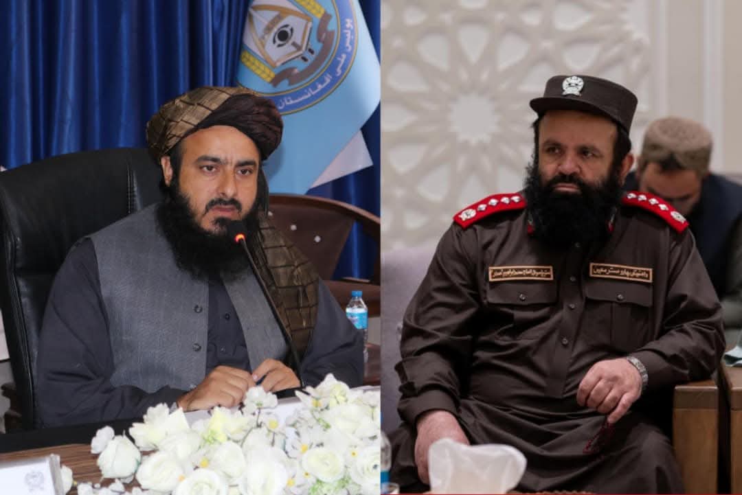 Ahmadnesar5496's tweet photo. سفر معین ارشد وزارت امور داخله به ولایت پروان 
الحاج مولوی محمد ابراهیم صدر، معین ارشد وزارت امور داخله، در رأس هیئتی متشکل از نمایندگان بخش‌های مختلف این وزارت، امروز وارد ولایت پروان شد. 
وی در جریان این سفر با مقام‌های محلی، مسؤولان امنیتی، علما و متنفذین مردمی ولایت ١/٤ https://t.co/l6bMtJOCmm