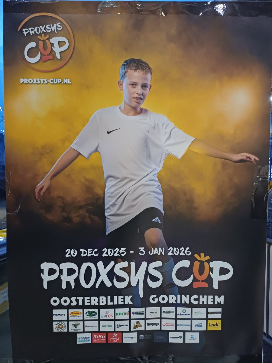 <a href="/Dussense_boys/">Dussense Boys</a> begint overtuigend aan de <a href="/ProxsysCup/">Proxsys Cup</a> met een 9 - 3 overwinning op <a href="/vvVuren/">v.v. Vuren</a> <a href="/RVoetbal/">Regio-Voetbal</a>