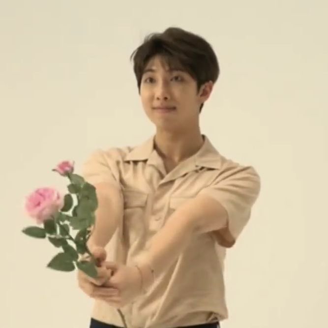 penelope 💙 tweet media