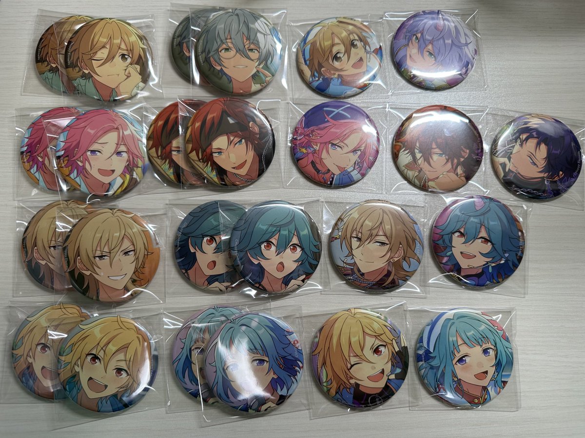 あんスタ コレクション缶バッジ 交換/譲渡 ♡譲→友也 カンナ こはく