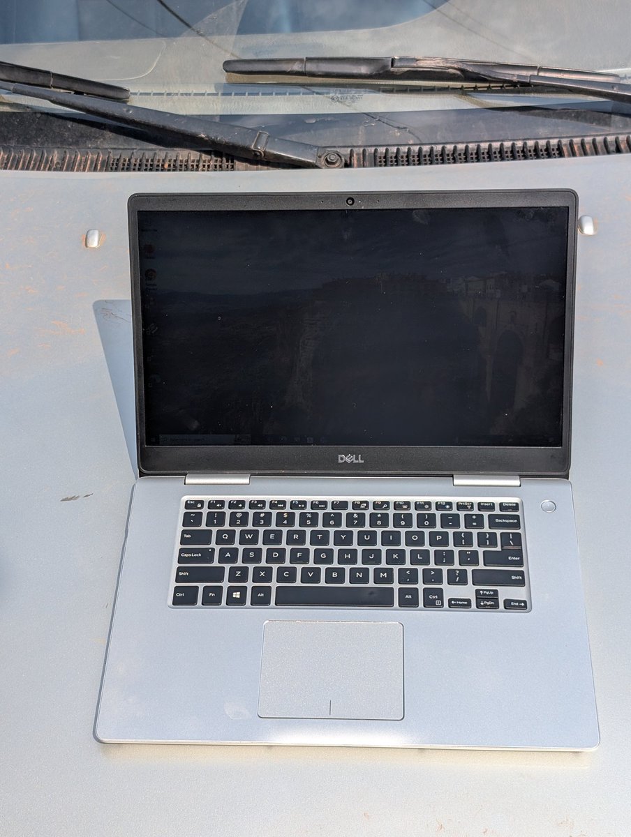 KwabsGroups's tweet photo. ||GAMING and Programming||
Dell INSPIRON 7580 
|| INtel ®️ Core i7 ™️ 8th Gen ||
|| 16gig Ram 512ssd ||
||Speed 2.0 ~ 4.0 @8cpus ||
|| Nvidia GeForce Mx250  2gig Ded || 15.6", keyboard light, Type c slot, USB 3.0, Very neat with Great battery||
🏷️4000 GHC
0240418185 https://t.co/0zoeheCCoP
