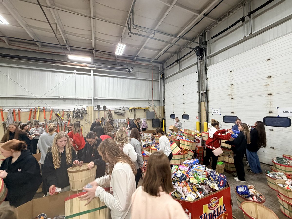 CG Trojan Softball tweet media