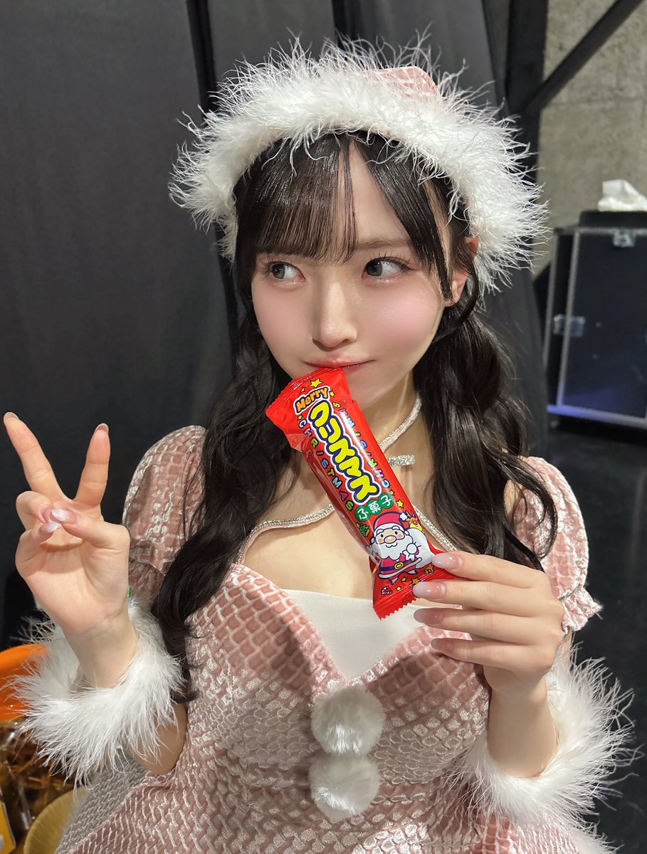 由良ゆら #よーよーよー♡ (@yurayura_yuraa) / Highlights / X