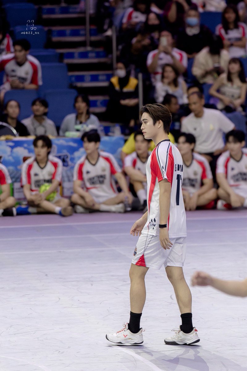moszz_nk's tweet photo. คิ้วบาก + แปะพลาสเตอร์ จมน.หล่อมากกกกกก ㅠㅠㅠㅠ

GEMINIFOURTH SPORT MODE ON 

#GMMTVStarlympics2025 
#Gemini_NT #เจมีไนน์ https://t.co/VSV5eompZG