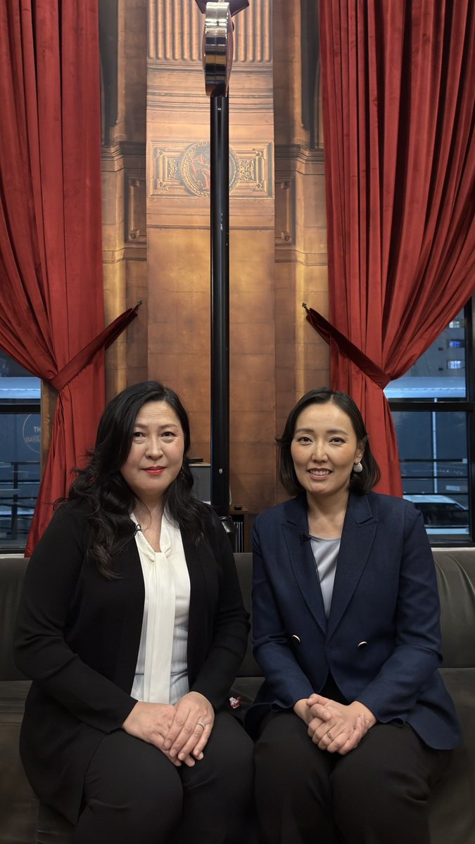 “Надаас битгий асуу, Монголчуудаас асуу” нэвтрүүлэгт уригдан оролцож байна.  

Сэдэв: Урэны асуудал

CentralTV #Univision 7-р сувгаар өнөөдөр 2025.12.20ны өдөр 20 цагаас шууд дамжуулна.  Смс- р 130088 тусгай дугаарт санал авдаг юм бна. Та бүхэн саналаа илгээгээрэй.