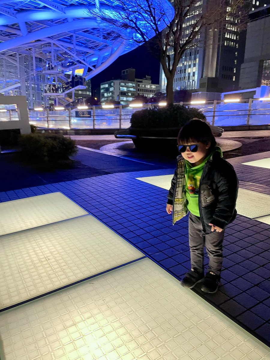MTomo95's tweet photo. 名古屋にお邪魔してました！
ドクターイエローを観るのがメイン✨
熱田神宮でお参りもできたしオアシス21の夜景も綺麗だったし、NHKわくわくも楽しみました😊
良い旅でした♪
#地下鉄のエレベーターが難しすぎた https://t.co/o970aP9Ckj