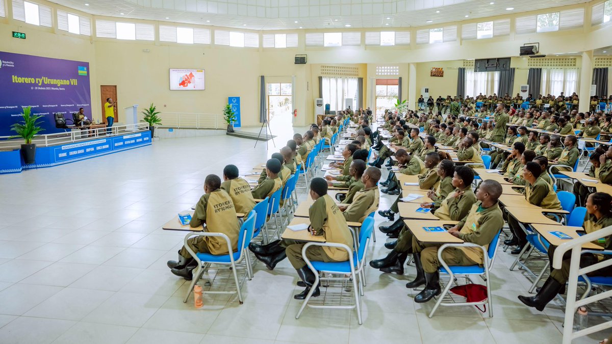 Mu butumwa yatanze, Min. <a href="/jnabdallah/">UTUMATWISHIMA</a> yabwiye urubyiruko ko nyuma y'amateka mabi yaranze u Rwanda, mu kurwubaka nta muntu numwe ugomba guhezwa. “Mu kubaka u Rwanda ubumenyi bwose waba ufite iyo twahuje twakubaka u Rwanda rukomeye.” #UrunganoVII