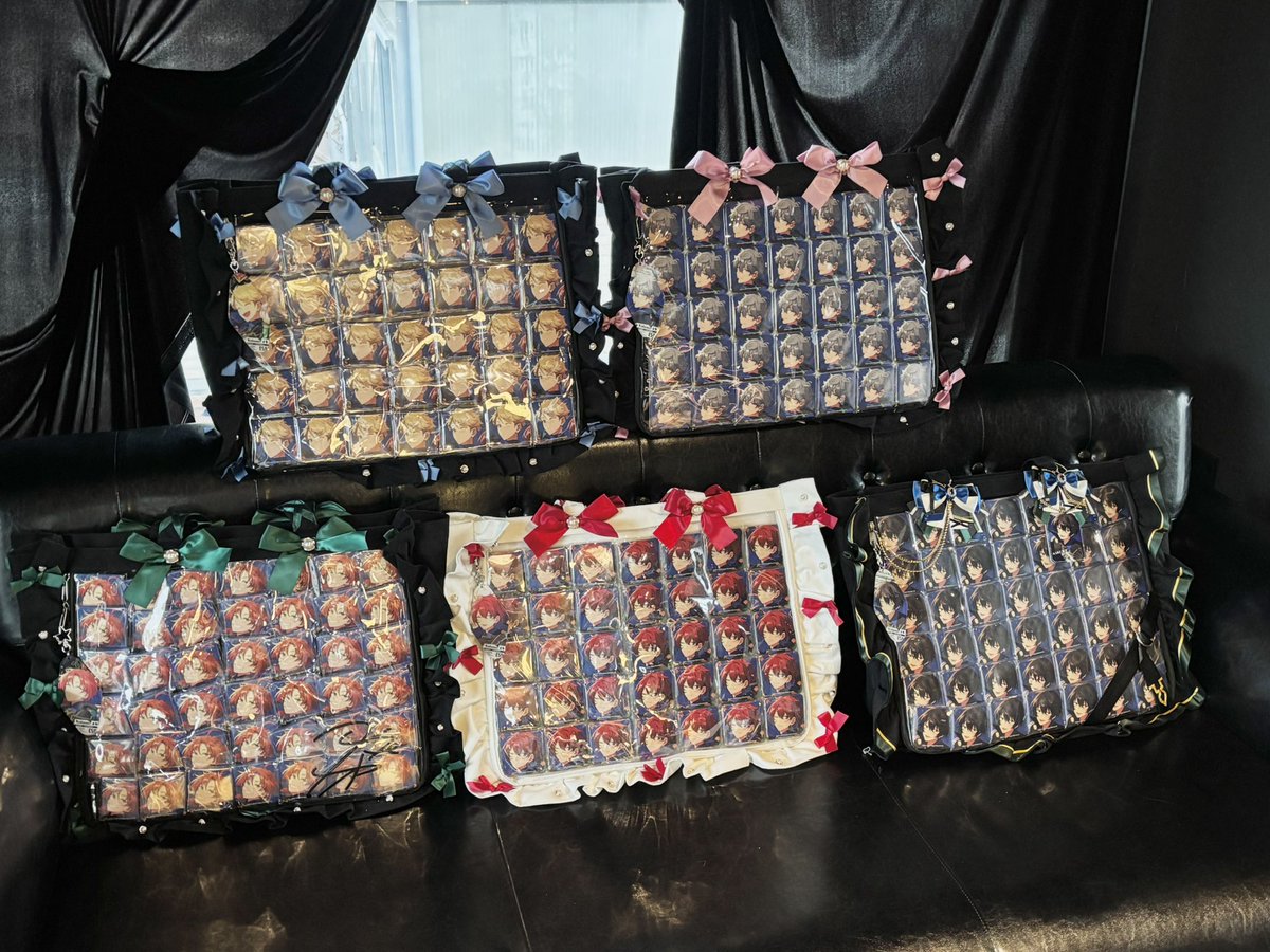 𝑲𝒏𝒊𝒈𝒉𝒕𝒔 𝑻𝒓𝒊𝒑 ⚜️ 🧡💛❤️🩵💙