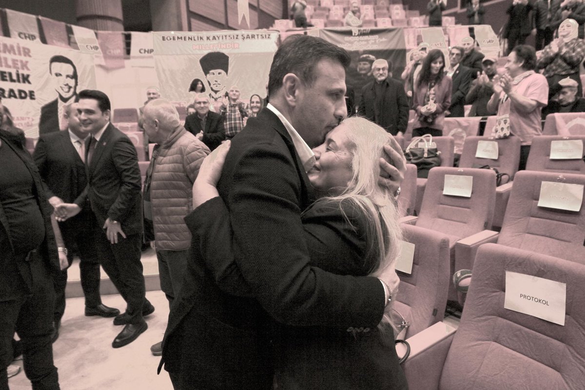 Güzel bir gelecek için; kendinden, ailesinden, sevdiklerinden ödün verenler var. İşte tam da bu yüzden KAZANACAĞIZ !
<a href="/ozgurcelikchp/">Özgür Çelik</a>