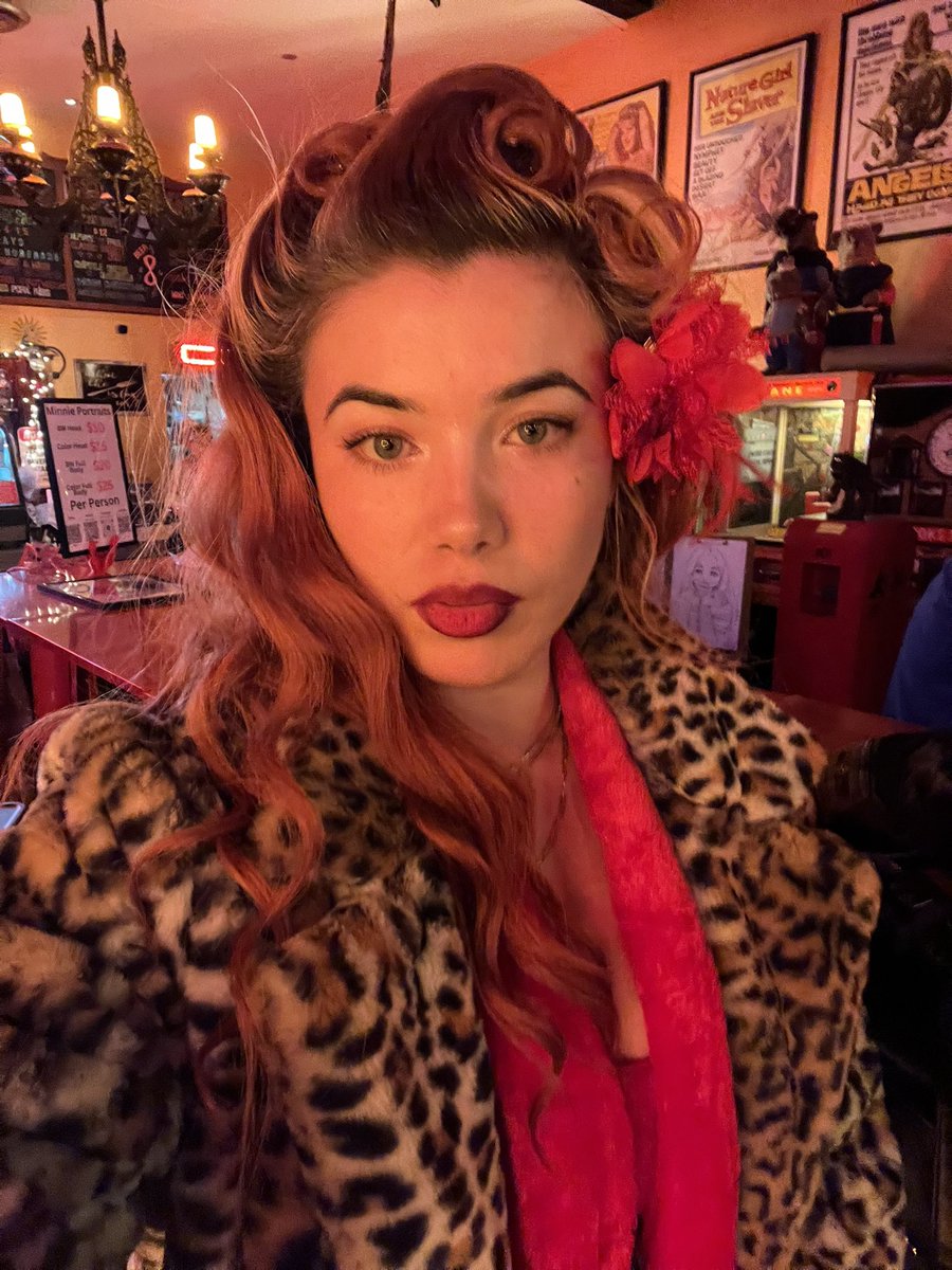 roachtitties's tweet image. just the prettiest thing ever