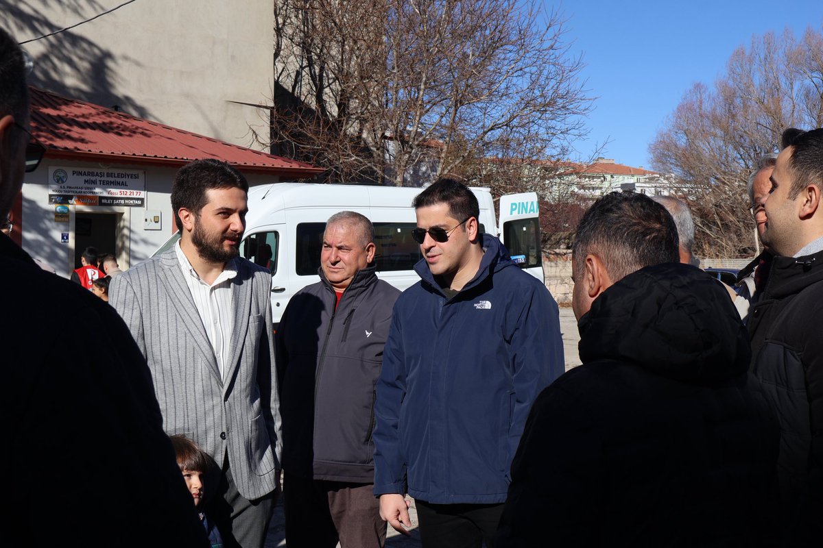 Kaymakamımız Salih Ağar; Genç Kızılay İl Bşk. Tolunay Emir Koşar,Kızılay Pınarbaşı Temsilcileri,kurum amirleri, öğrenciler ve vatandaşların katılımıyla Pınarbaşı Genç Kızılay tarafından “Farkındalık” oluşturmak için düzenlenen etkinliğe katıldı.
<a href="/kayserivaliligi/">T.C.Kayseri Valiliği</a> 
<a href="/gokmen_cicek_/">Gökmen Çiçek</a>