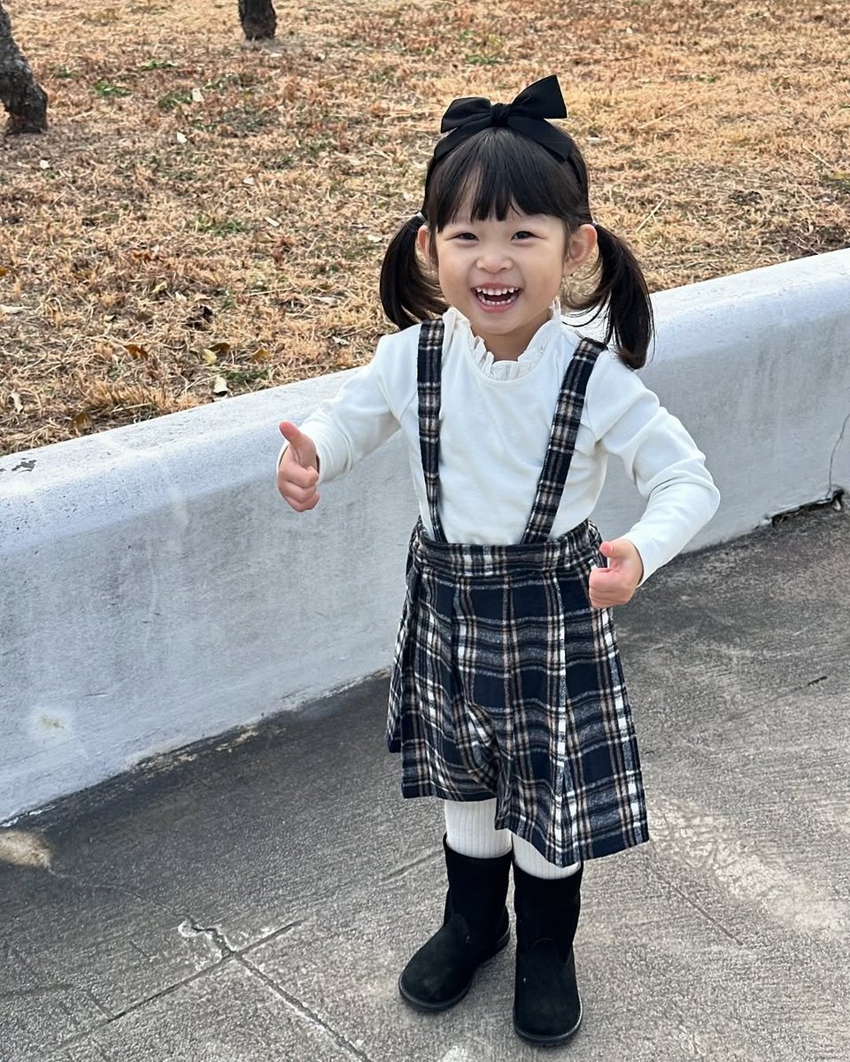 Duaaa jempol 👍👍