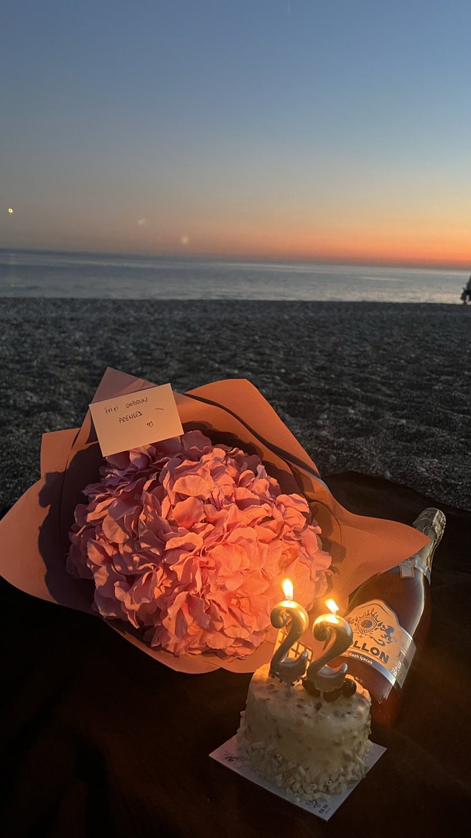 22. bölüm başlasınnn..🥂