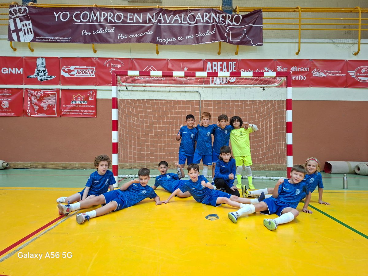 1mostolesfs's tweet image. 💙⚽FINAL
Navalcarnero 🆚 BENJAMÍN A
4⃣-7⃣ ¡Victoria de nuestro Benjamín A!
Perdonamos mucho y el rival se vino arriba, pero el partido se decidió en la segunda parte.
Orgullo de este equipo!!!
Siempre y solo Móstoles!!!
#canteraazul 💙