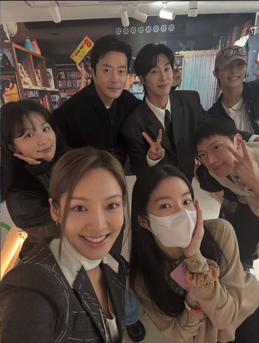 olalacool's tweet image. เมื่อก่อนขึ้นชื่อเรื่องเจอเตนล์ในคลิปเบื้องหลังของรุ่นพี่ในค่ายมากๆๆ ผ่านมาตั้งหลายปี ปัจจุบันนี้ก็ยังเป็นอยู่ เค้ายังเคารพ ตามซัพ ตามเชียร์ และยังเป็นที่เอ็นดูของรุ่นพี่อยู่เหมือนเดิม เป็นคนที่รักษาความส้มพันธ์เก่งมากๆๆๆๆๆ