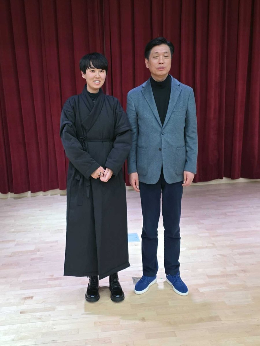 한국게임소비자협회는 12월 19일 (금) 조승래 의원실에 게임산업진흥에 관한 법률 전부개정법률안에 대한 의견서와 동의 연명 참여자  명단을 제출하였습니다. 또한 12월 20일 (토) 더불어민주당 유성구갑 지역위원회에서 개최한 송년 특강 행사에 참석하여 꾸준히 게임 유관