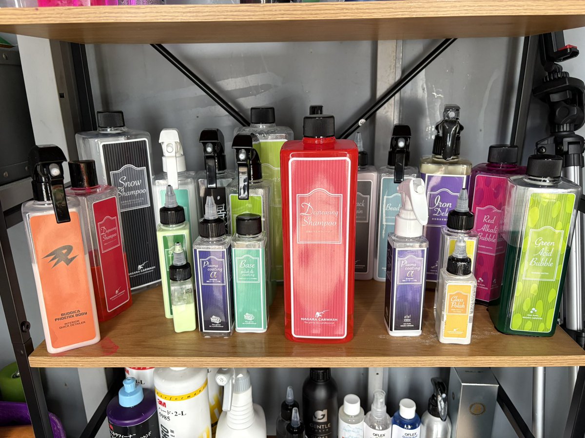 ganbarejapon1's tweet image. 久しぶりの@nagarasensha さん
Degreasing Shampooが着弾！✨
未塗装部のみを洗浄！
仕上げはHYDRA

#脱脂シャンプー
#HYDRA