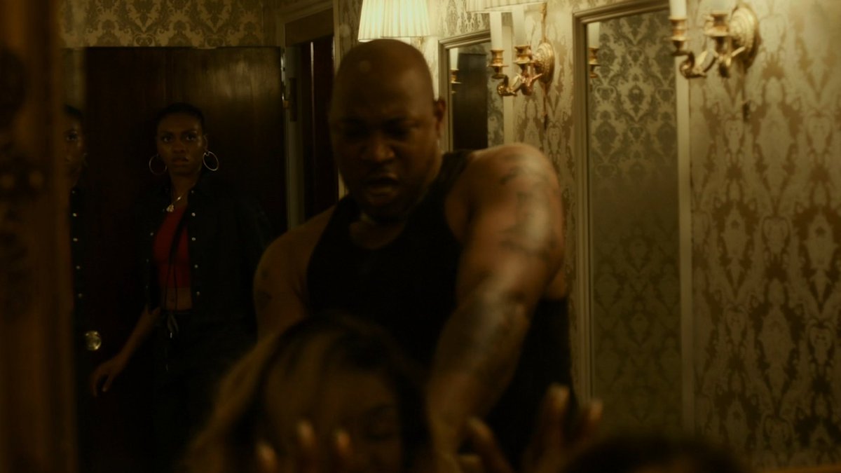 MOVIEBOT__'s tweet image. "This bitch jumped me from behind. It was an accident" 😂💀