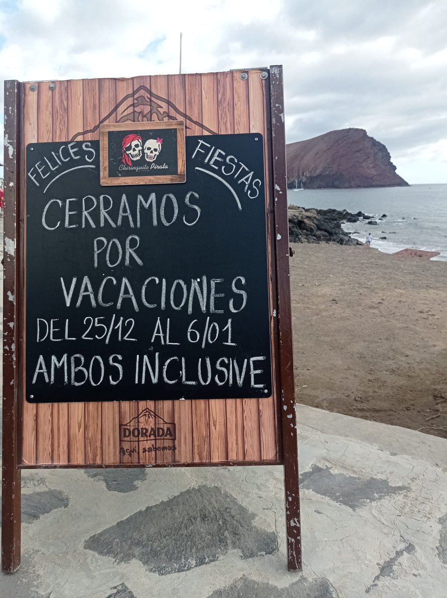 #FelicesFiestas 

    CERRAMOS 
            por 
   VACACIONES 
Del 25/12 al 6/01 
ambos inclusive 

#BuenRollito 😉
.
.
#playadelatejita #tenerifeocio #MontañaRoja #elmedano #granadilladeabona #tenerife #tenerifelicidad #playa #latituddevida #yosoytenerife #beach #sun #atlantic