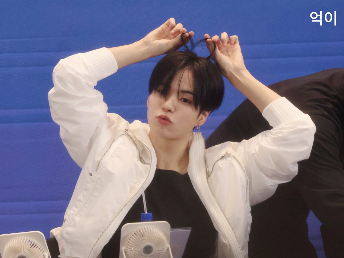 yoonohgi723's tweet image. 251220 

🐶🎀

#JAEHYUK #재혁 #윤재혁