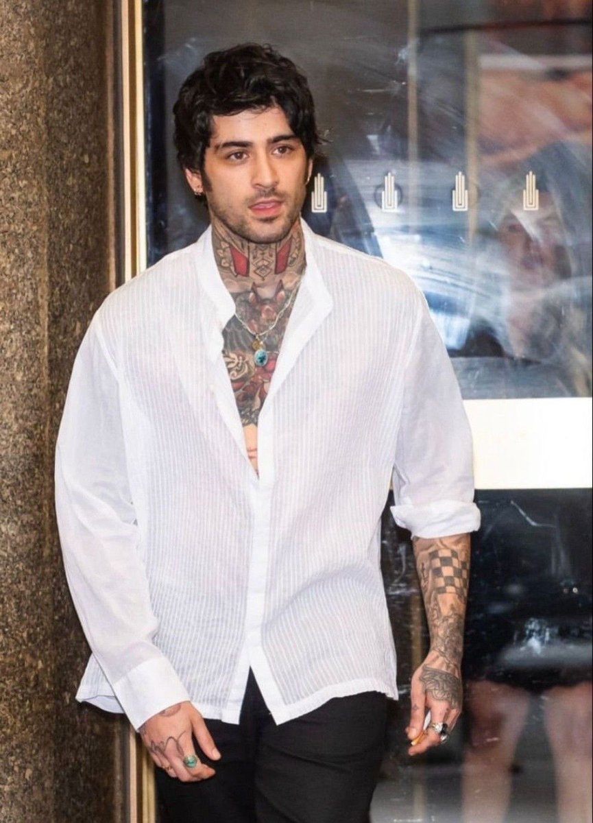 ztandztilll's tweet image. blah blah blah proper name place name backstory stuff