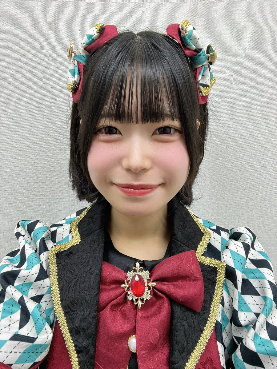 もなか🐰💉12/5(金)新体制お披露目🫵🏻終わった (@monaka_hellpo