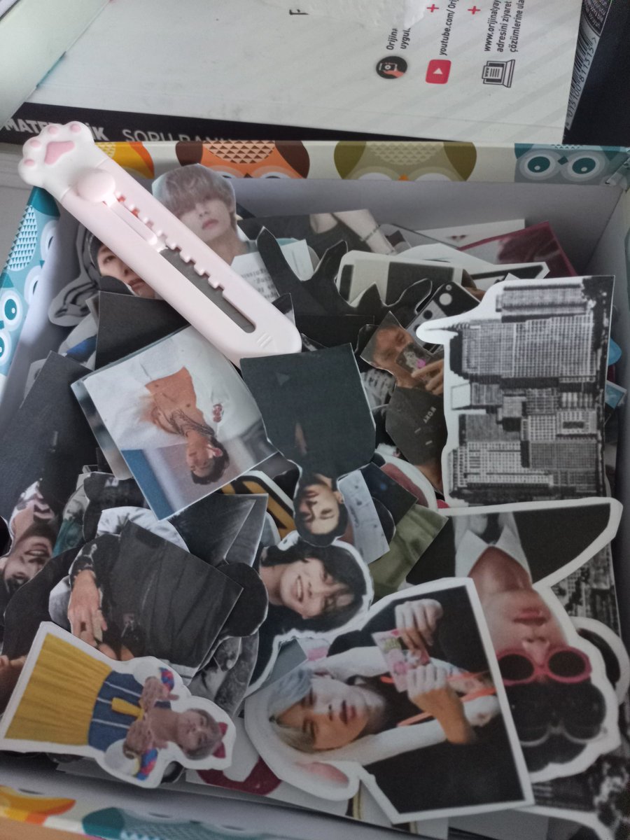 Journal icin Sticker kesme mesaisi 😝😝