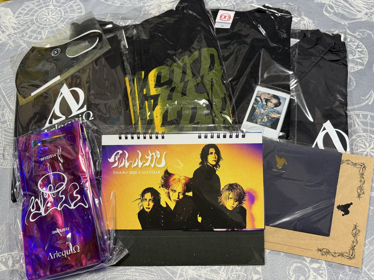 アルルカンの福袋も届きました 過去チェキ一番上の暁さんジョジョ立ち