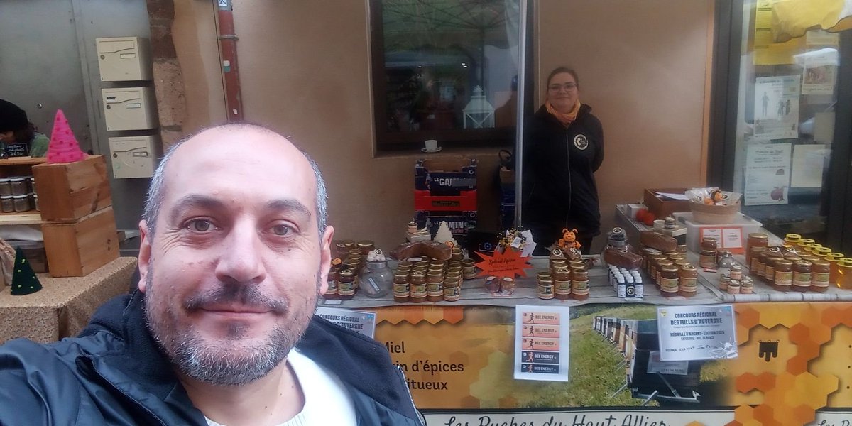 On se retrouve le week-end prochain pour le dernier marché de l'année avant notre fermeture annuelle.
Pensez à commander vos pains d'épices (nature ; figues ; apéro...) !
Et si on ne se revoit pas, d'ici-là, passez de bonnes fêtes 😉