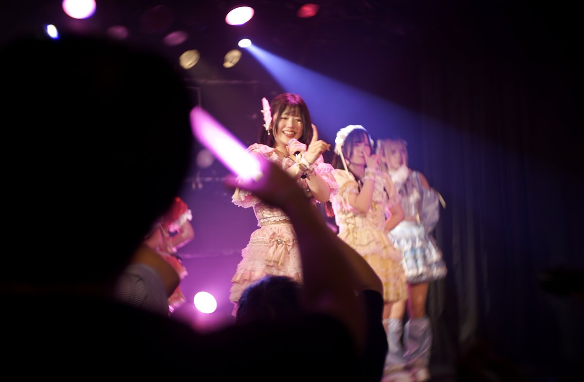 k_photo_tokyo's tweet photo. 🎤
@Kazeyume_ #風邪をひいた時にみる夢
@Mona_Maria_ #百瀬マリア
#petzval 55mm/1.7 https://t.co/iWwPitJ71N