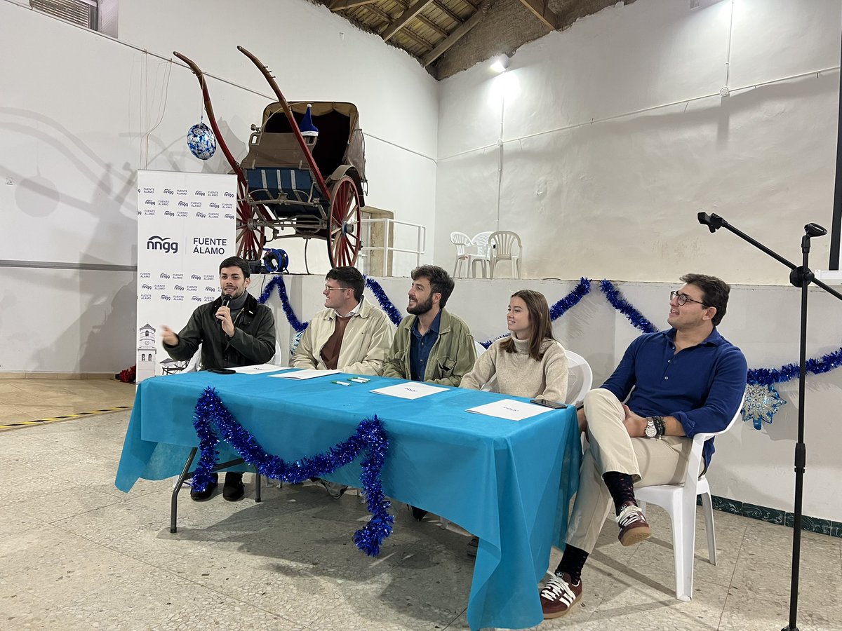 Comenzamos nuestro tradicional encuentro de Navidad celebrando una Junta Directiva.

#FamiliaNNGGRM 💙