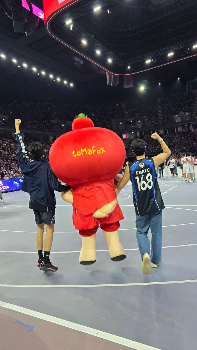 วีอาเดอะแชมเปี้ยน🥇
#TOMAFOX
#GMMTVStarlympics2025 https://t.co/d86ZcXwUnB