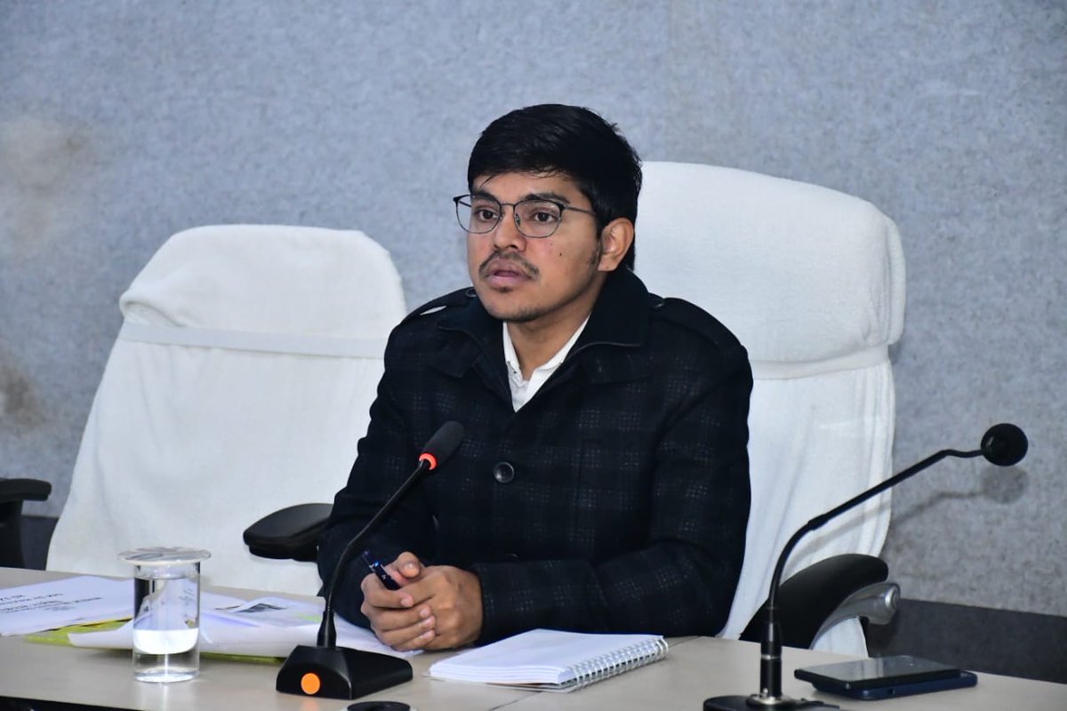 DM, Bhagalpur tweet media