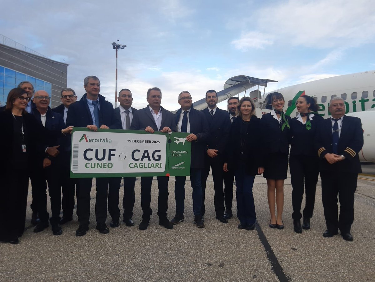 lucacrosetto70's tweet photo. Nuova rotta Cuneo–Cagliari: un passo importante per la connettività del #territorio. Da 19 dicembre 2025, 2 voli a settimana con Aeroitalia. Più #opportunità per imprese, turismo e scambi tra Piemonte e Sardegna. ✈️📍#Levaldigi #Futuro https://t.co/7QdwQFD8x7
