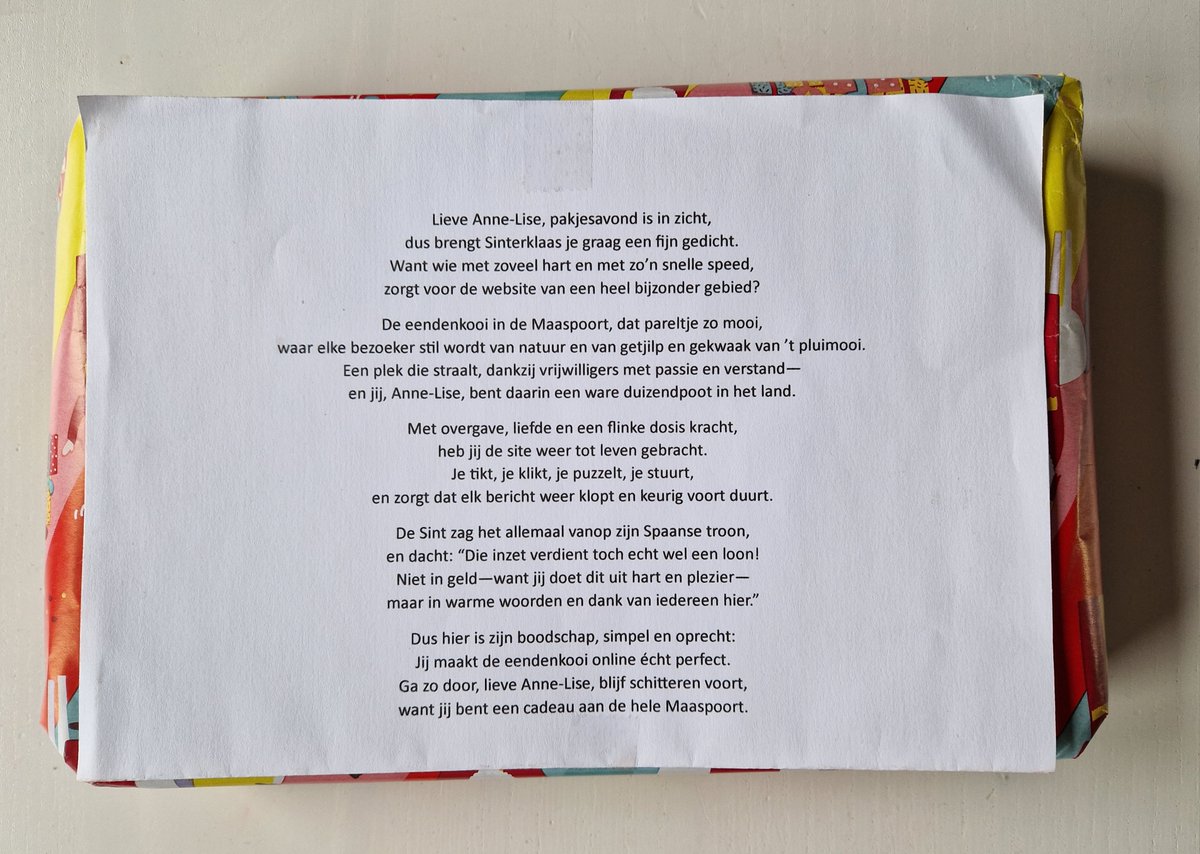 Vandaag ontving ik een hele leuke verrassing, echt superlief! Blijkbaar ben ik "een cadeau aan de hele Maaspoort". 📷📷
Dank je wel lieve mensen van Eendenkooi Maaspoort!