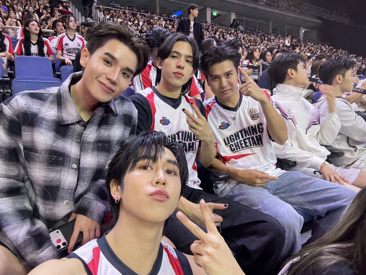 Louis_Thanawin's tweet photo. Go🔥 #GMMTVStarlympics2025 https://t.co/NZIC5tItFt