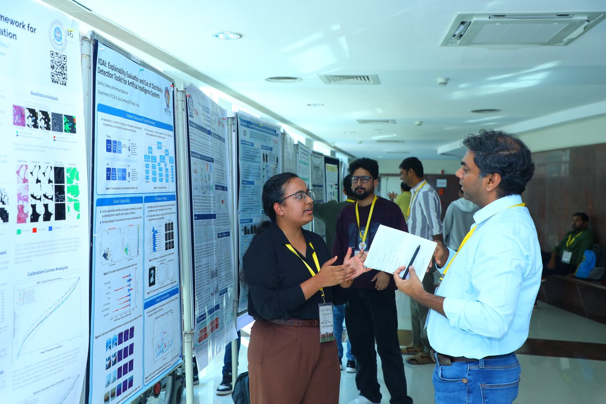 indoml_sym's tweet photo. ✨ IndoML 2025 | Poster Session Highlights

One of the most inspiring moments was students presenting innovative research, with speakers and professors engaging in insightful discussions and offering valuable feedback.

👏 Kudos to all student presenters!

#IndoML https://t.co/VO0XYgKXQP