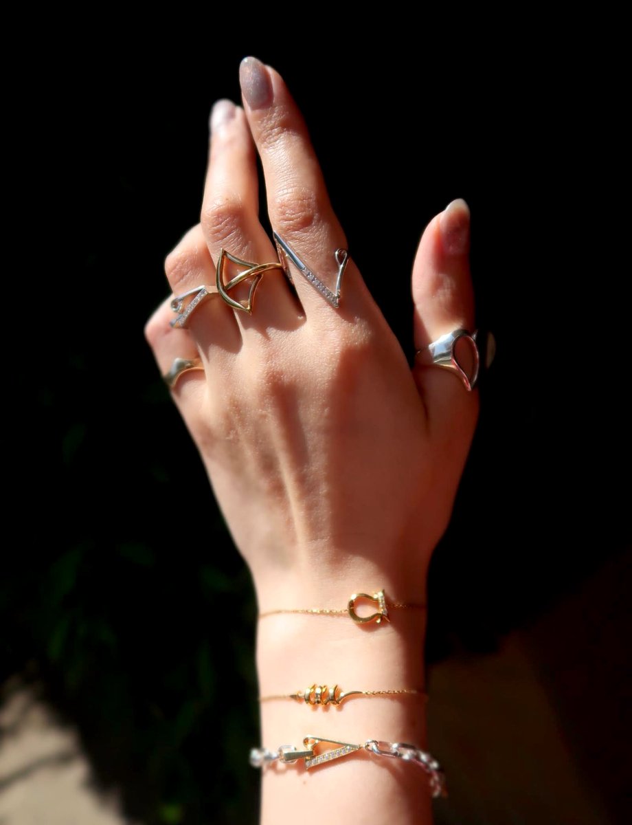 着けるとこんな感じです△▽△