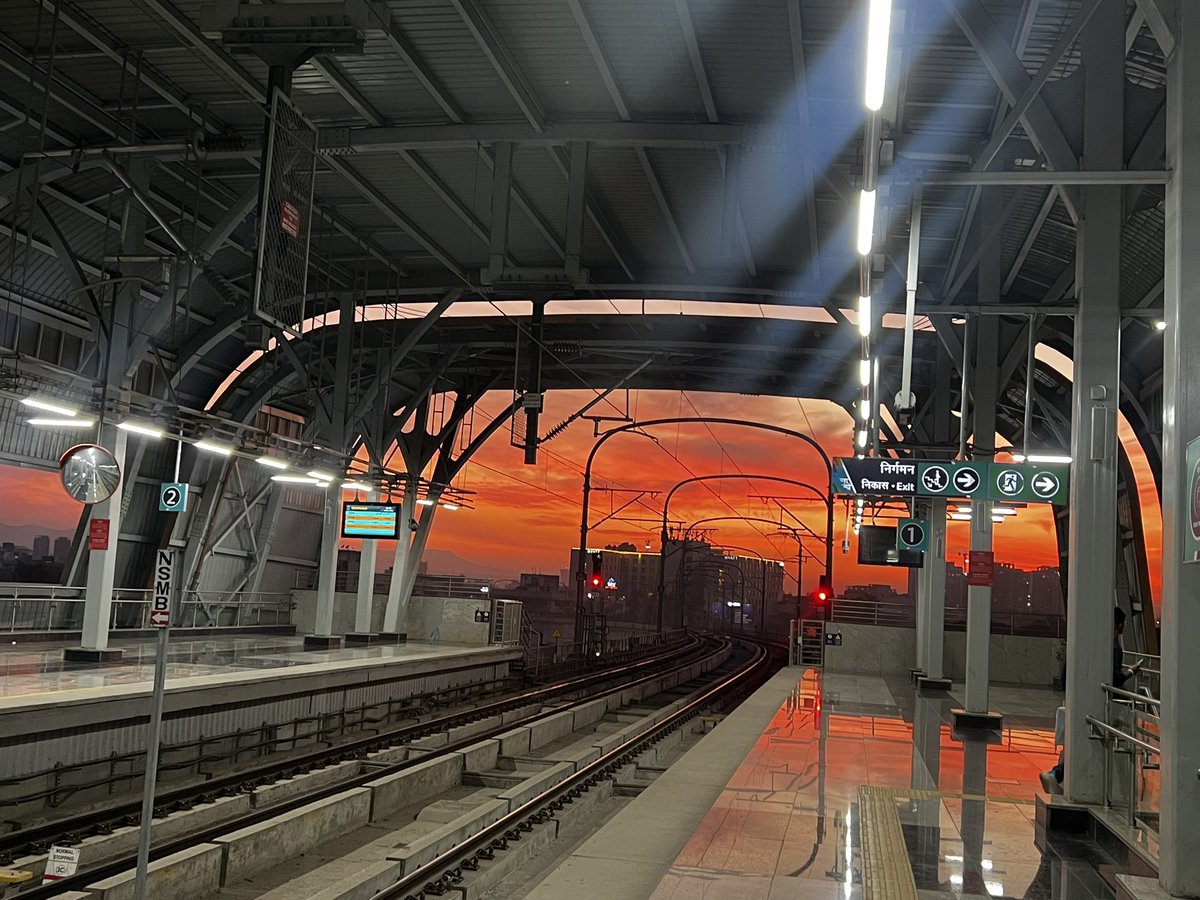 Aakash 📰 tweet media