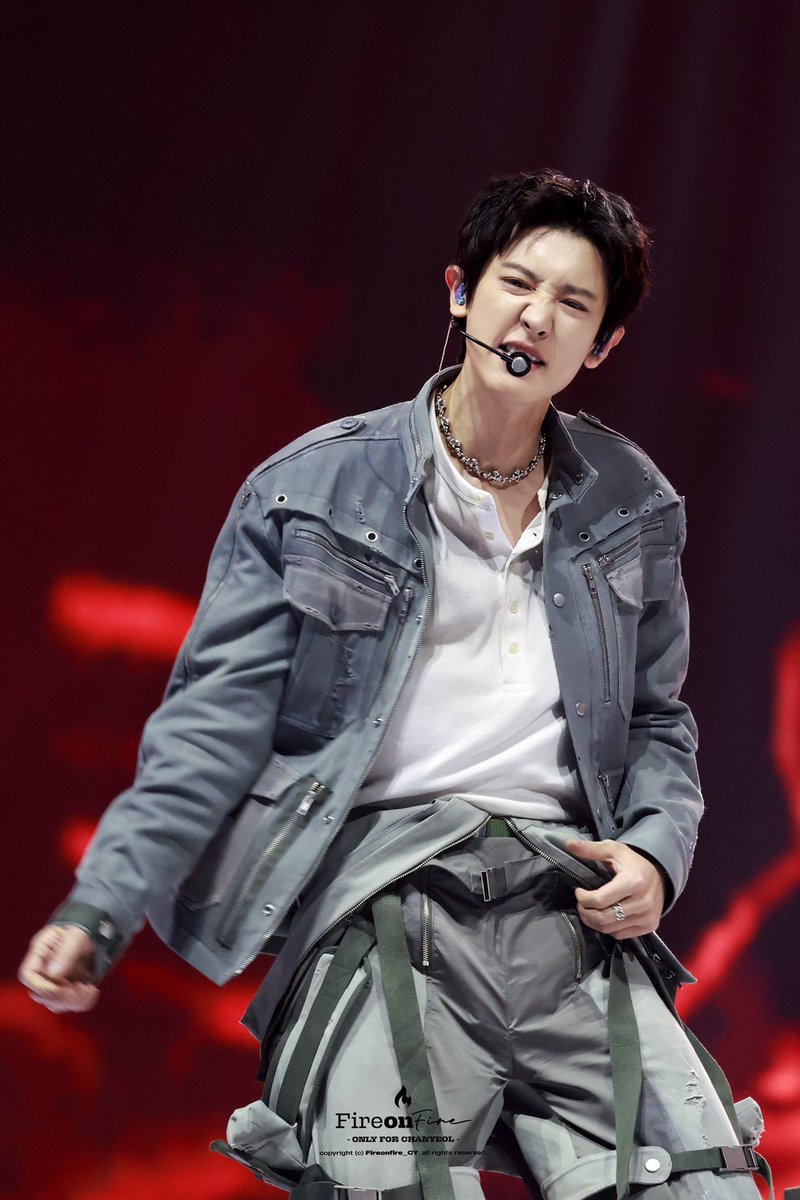 Fireonfire_CY's tweet image. 251220 멜론뮤직어워드
#CHANYEOL #찬열
