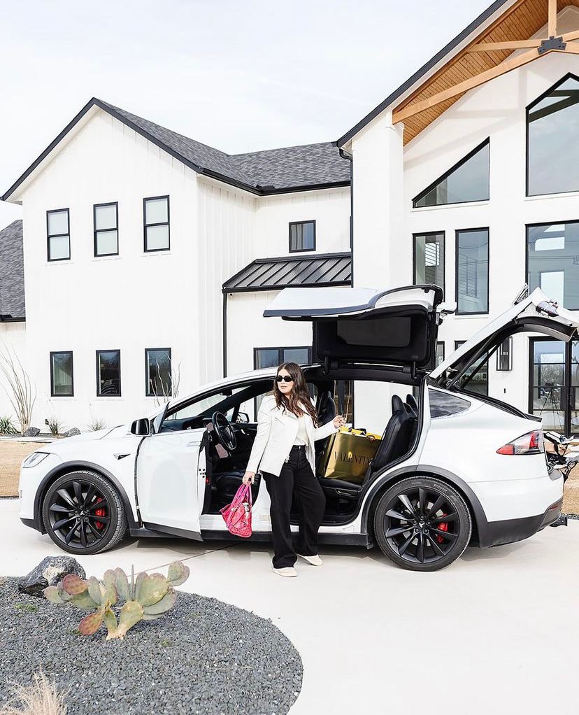 tarahumbo's tweet photo. #FinancialFreedom #newcar https://t.co/pazLatd0cg