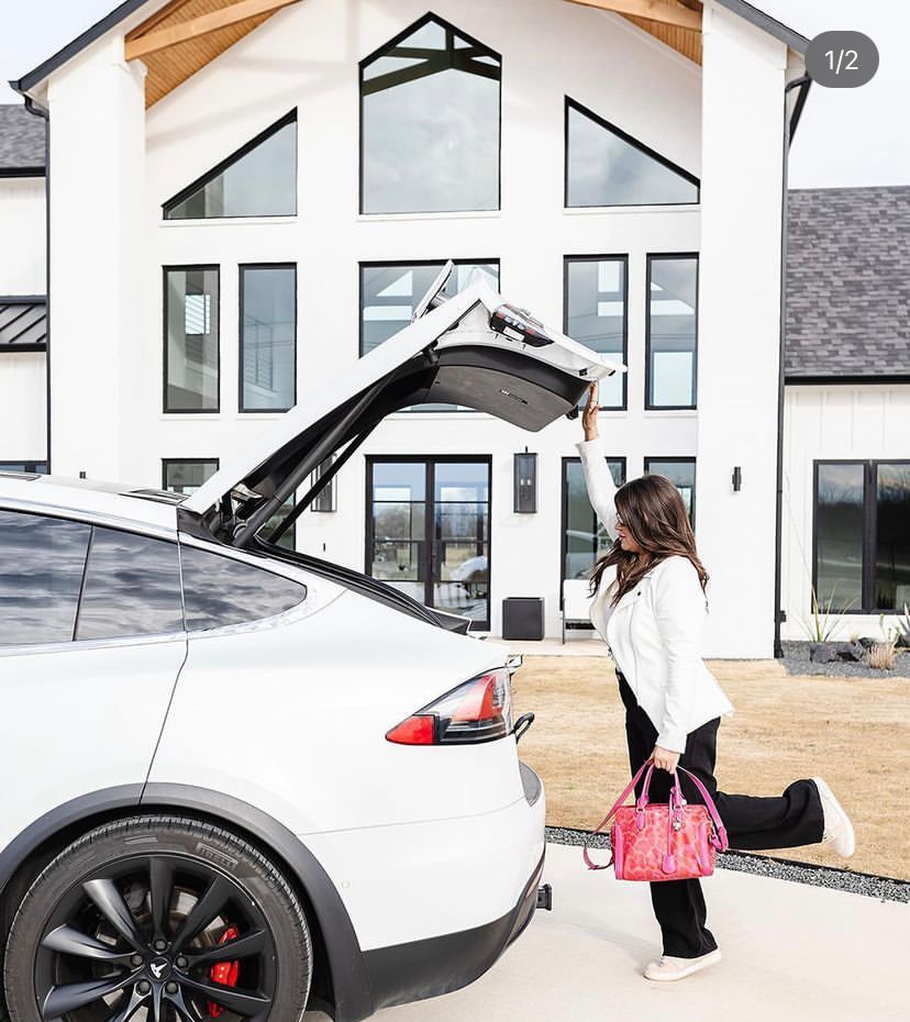 tarahumbo's tweet photo. #FinancialFreedom #newcar https://t.co/pazLatd0cg
