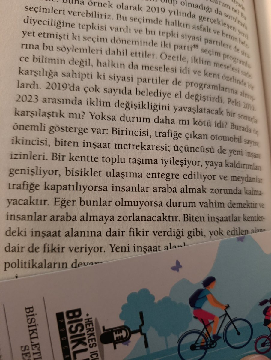 arabadan_in's tweet photo. Bir kentte toplu taşıma iyileşiyor, yaya kaldırımları genişliyor, bisiklet ulaşıma entegre ediliyor ve meydanlar trafiğe kapatılıyorsa insanlar araba almak zorunda kalmayacaktır.
İklim Meselesi - Önder Algedik
İletişim Yayınları https://t.co/mCfQfekM2V
