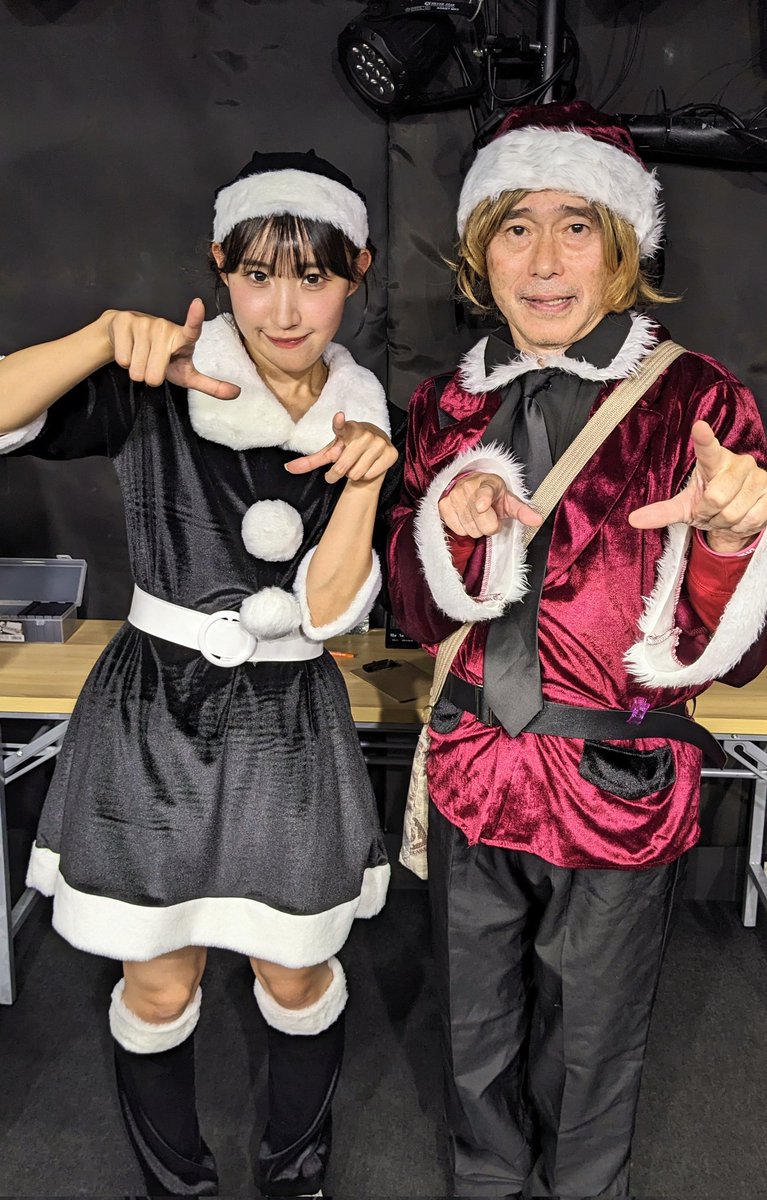 tsuchimaruboy's tweet photo. #福を架ける少女 #長山ちゆり #福よ恋 #福はいかが #XmasLIVE #天神Budy_up @chiyuri_0618
2025年12月20日の画像、長山ちゆり & つっち〜①②、天神Budy up! https://t.co/5UBEgj6t04