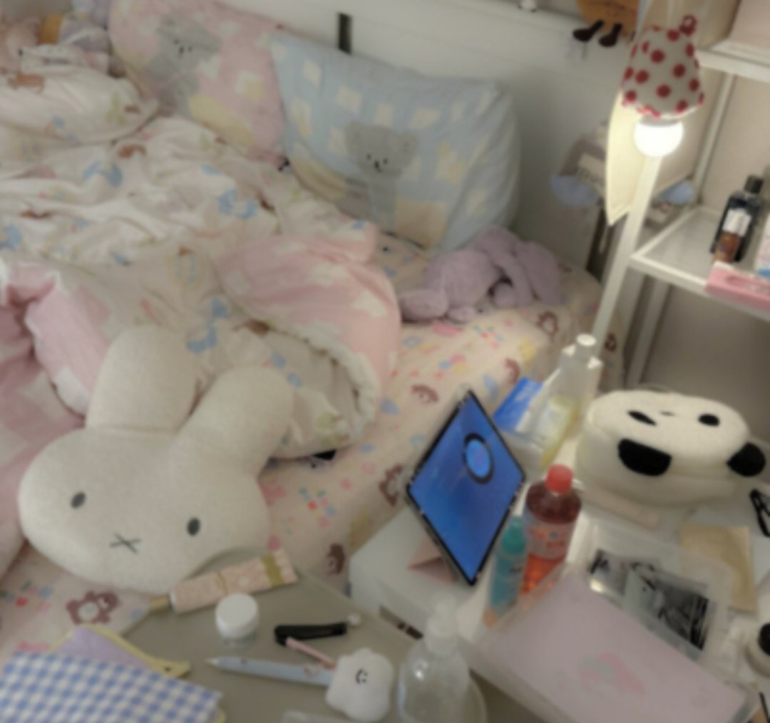 誰か家の掃除を手伝ってください
私はバナナの掃除をします