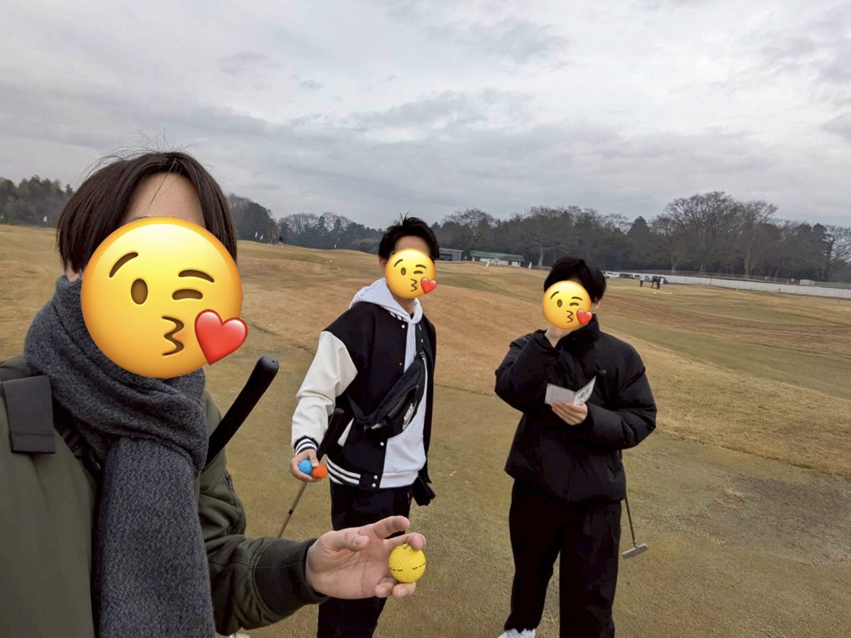 つなっち tweet media