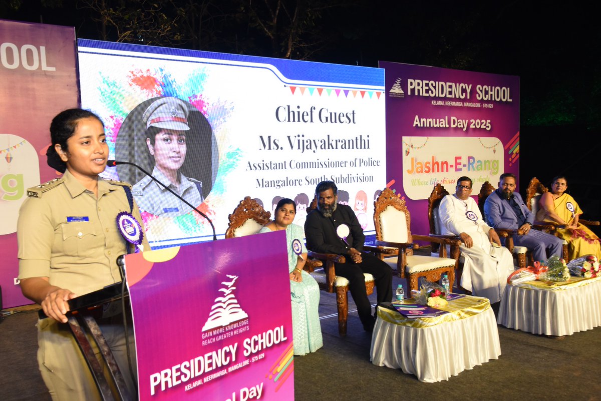 ದಿನಾಂಕ 19-12-2025 ರಂದು Presidency School Neerumarg ವಿದ್ಯಾರ್ಥಿಗಳಿಗೆ ಮಾದಕ ದ್ರವ್ಯಗಳ ಸೇವನೆ ಇಂದ ಆಗುವ ದುಷ್ಪರಿಣಾಮಗಳ ಬಗ್ಗೆ ಮತ್ತು ಸೈಬರ್ ಅಪರಾಧಗಳ ಬಗ್ಗೆ ಕಾರ್ಯಾಗಾರ ನಡೆಸಿ ಮಾಹಿತಿ ನೀಡಲಾಗಿರುತ್ತದೆ.